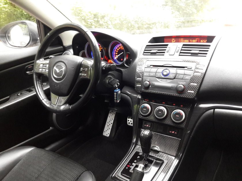 Mazda 6 2008 салон