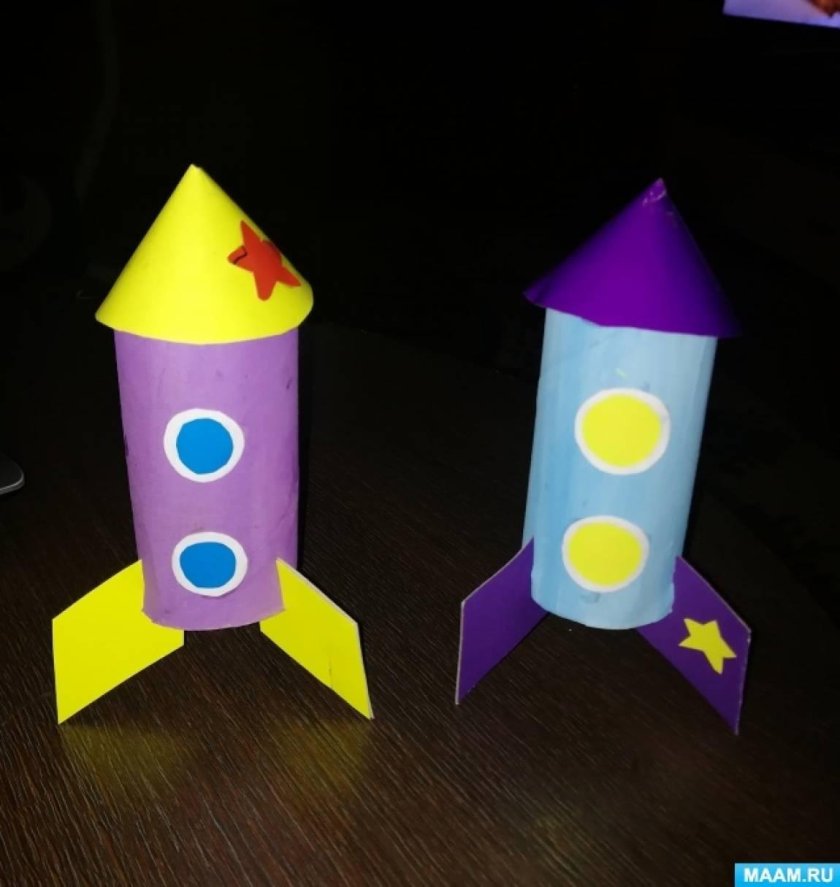 Конструирование из втулок ракета