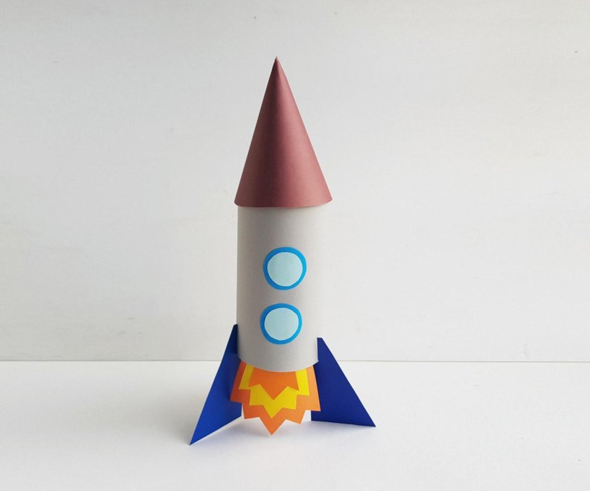 Упаковка в виде ракеты объемная