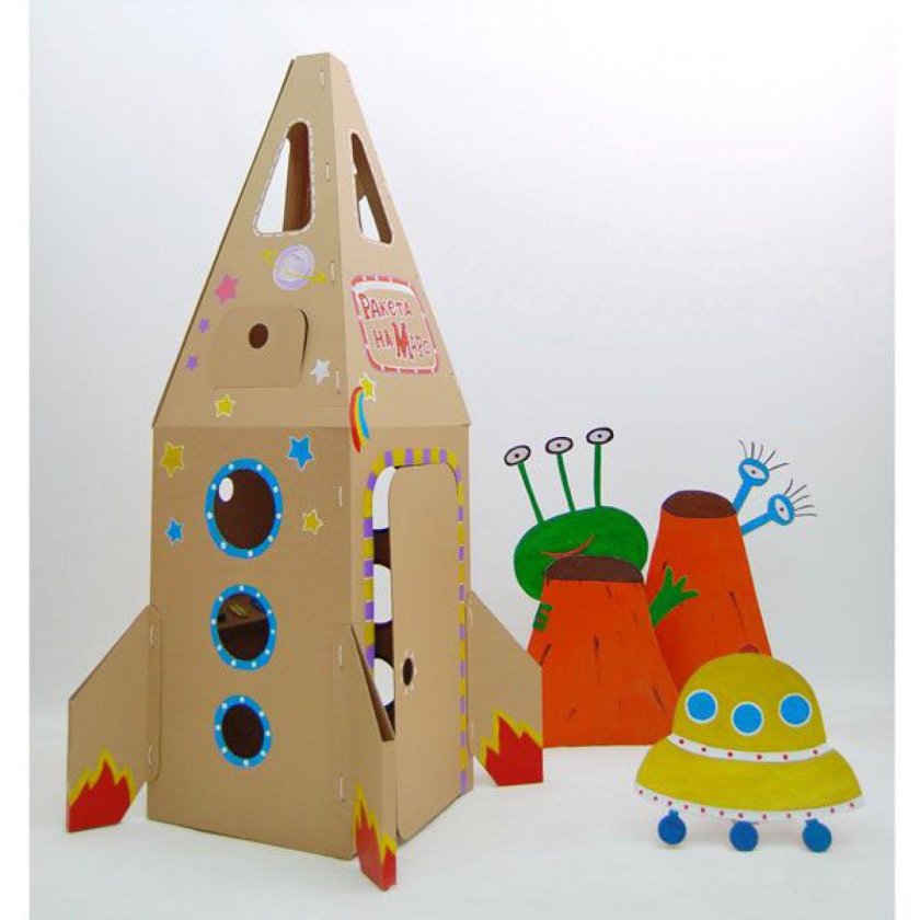 Космический корабль из картона