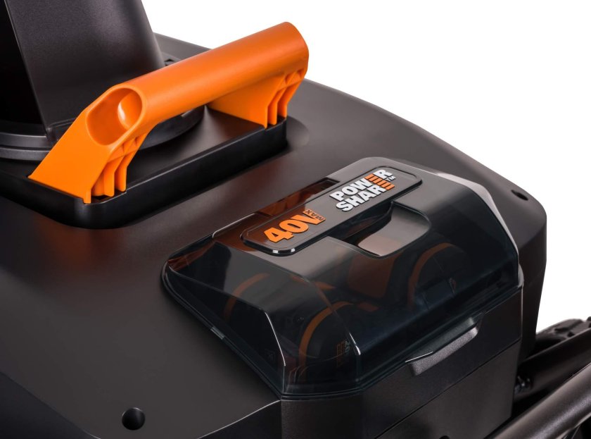 Снегоуборщик Worx аккумуляторный