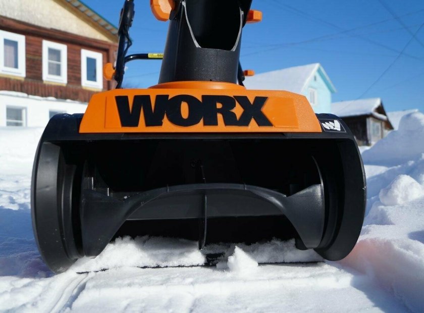 Снегоуборщик Worx wg450e 1600вт