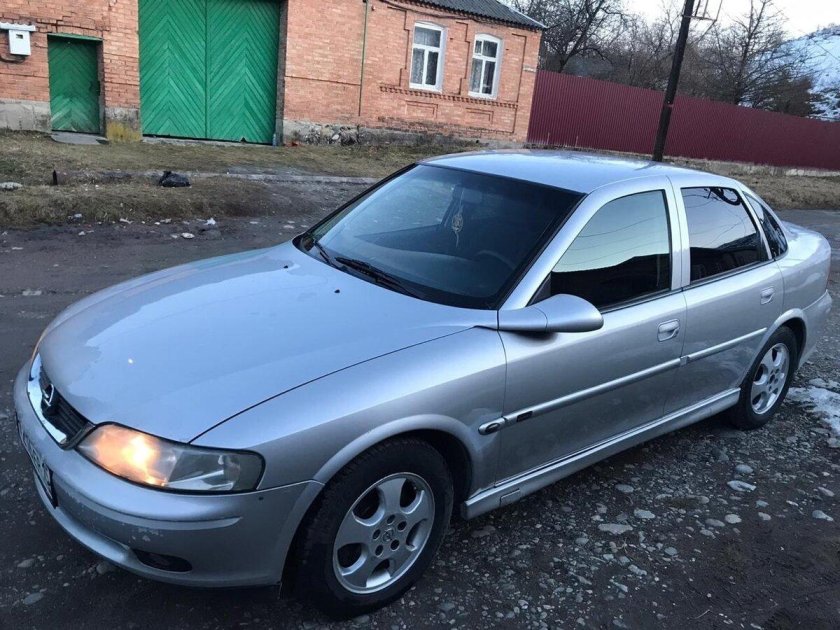Opel Vectra b 2000 год