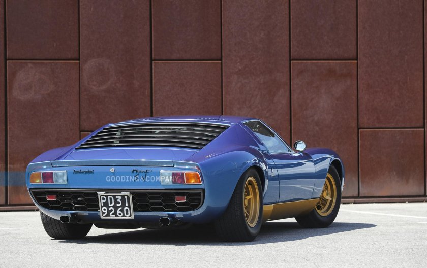 Lamborghini Miura p400 SV