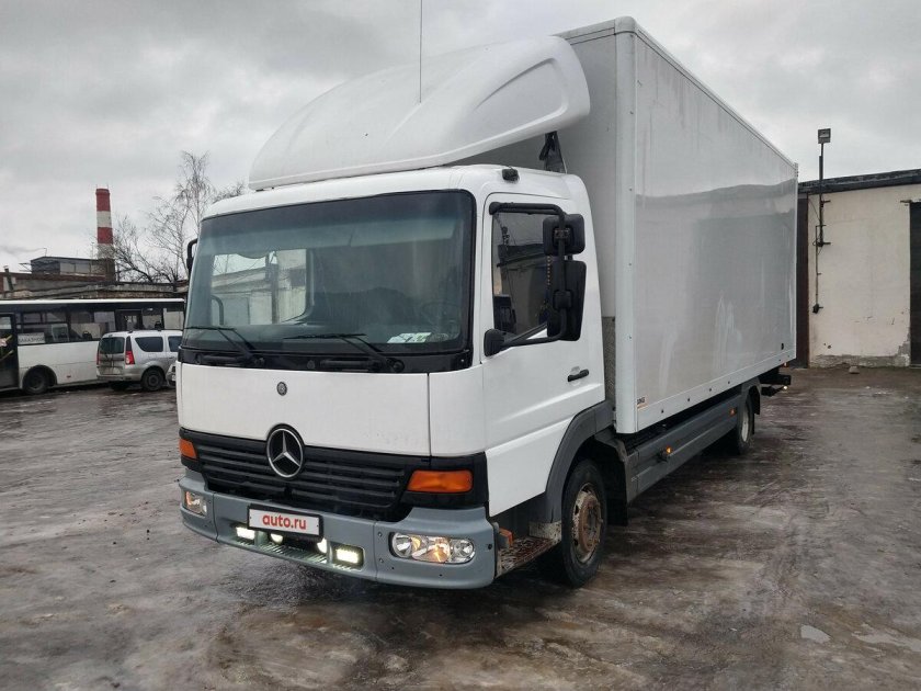 Mercedes-Benz Atego 815