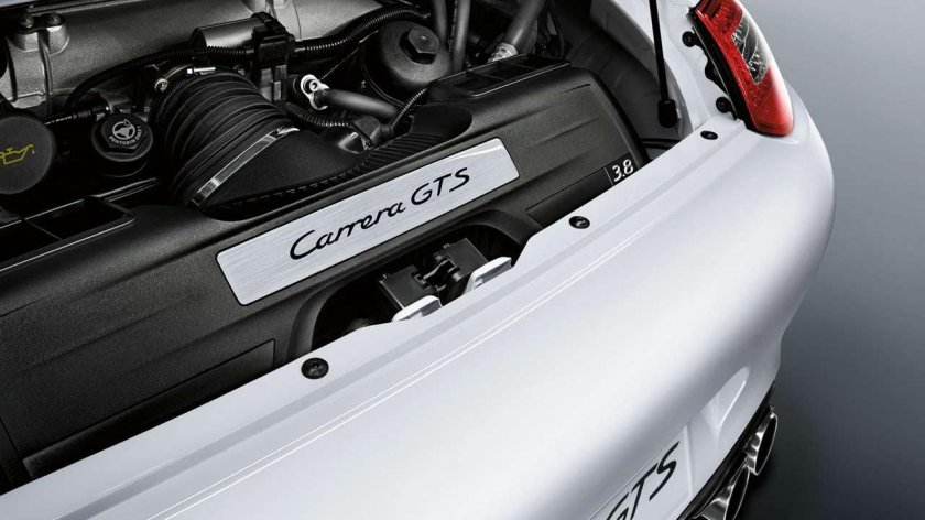 Порше 911 Каррера двигатель