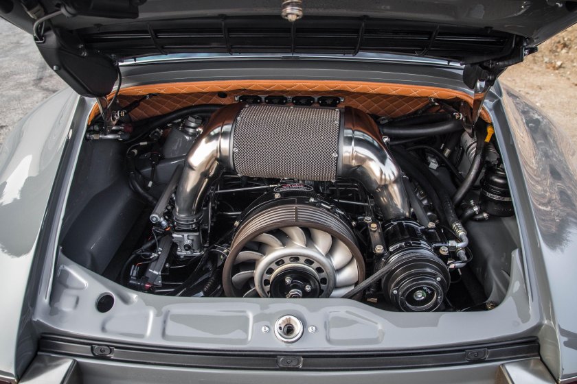 Движок Порше 911