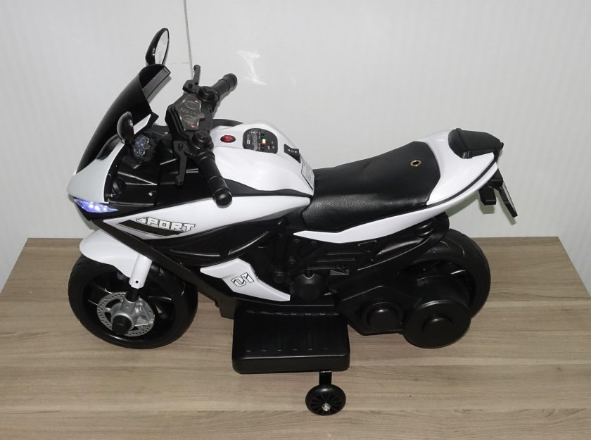 Детские мотоциклы двухместные и трехместные