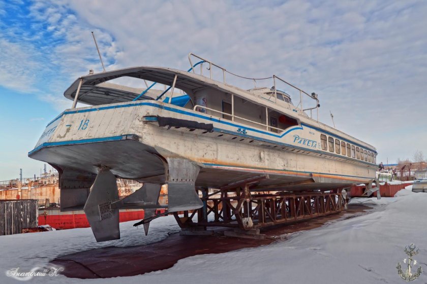 Речной теплоход ракета