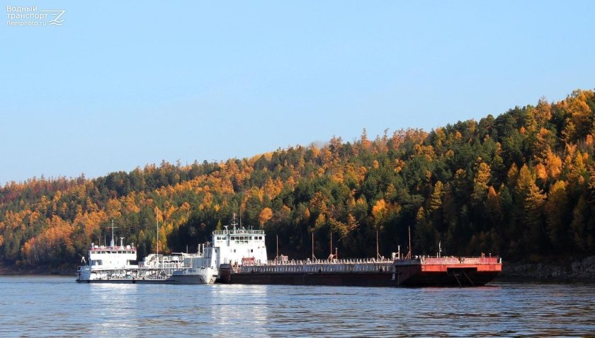 Петр Бекетов теплоход