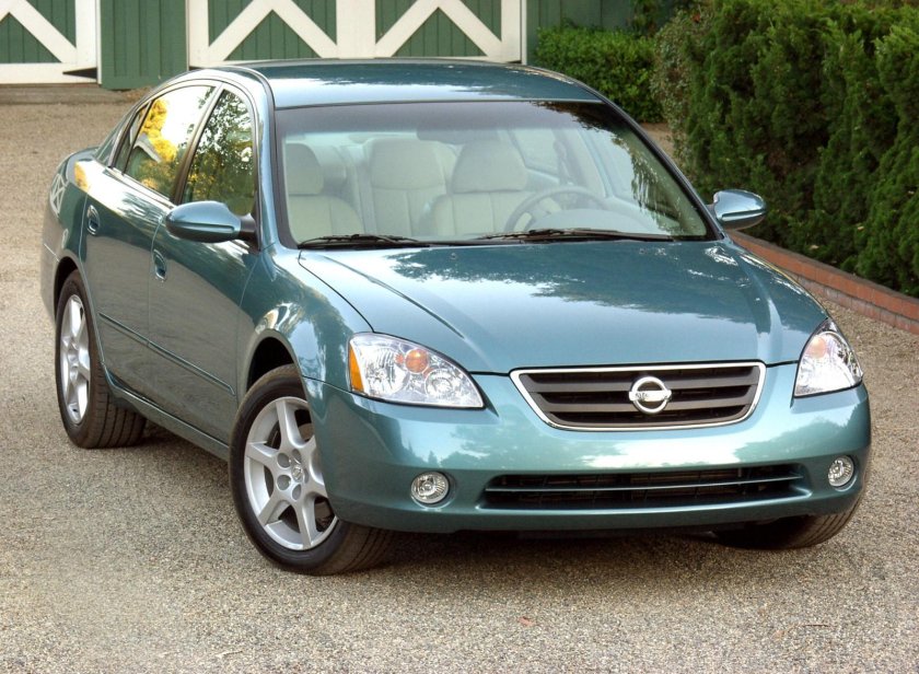 Nissan Altima 2002