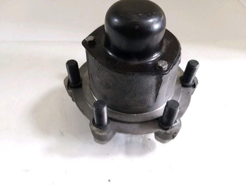 Ступица 2 ПТС 4 6 шпилек