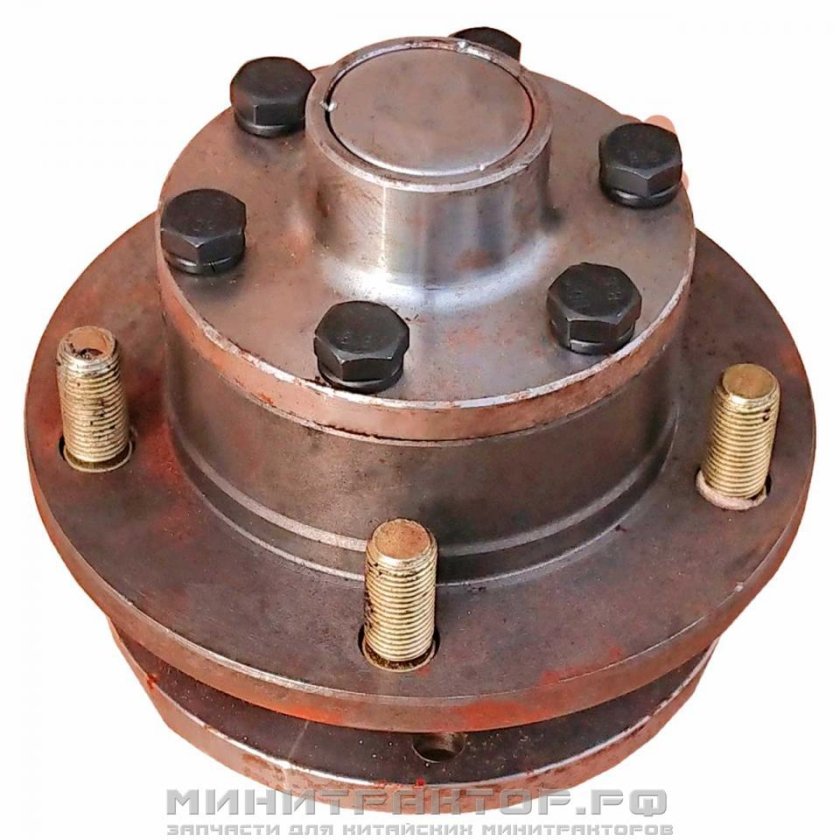 Топливный насос минитрактора Уралец 224