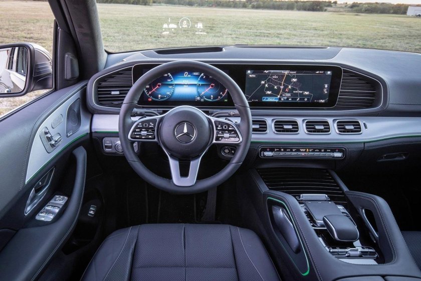 Мерседес-Бенц GLE 400d