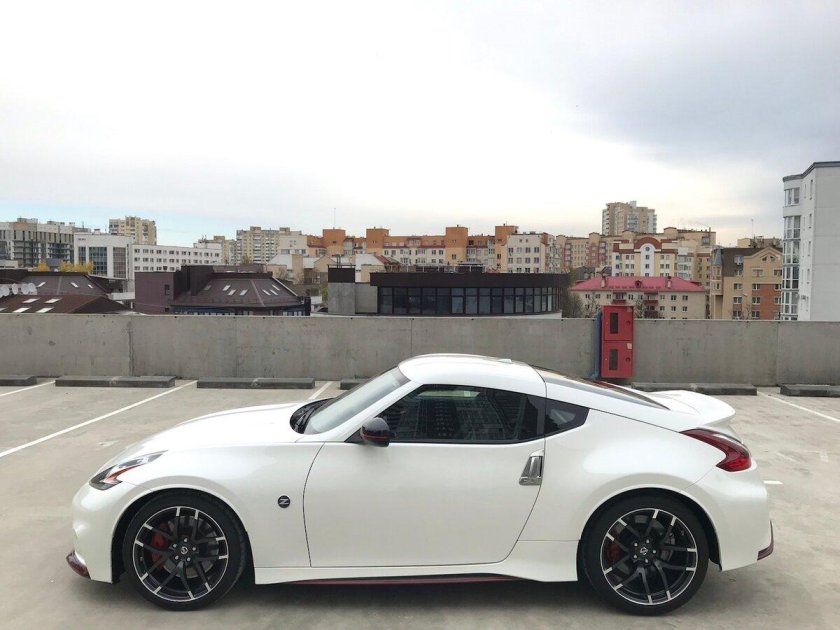 2019 Nissan 370z Nismo