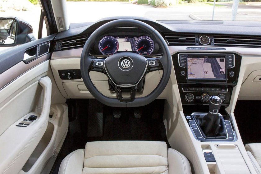 Volkswagen Passat b8 Interior