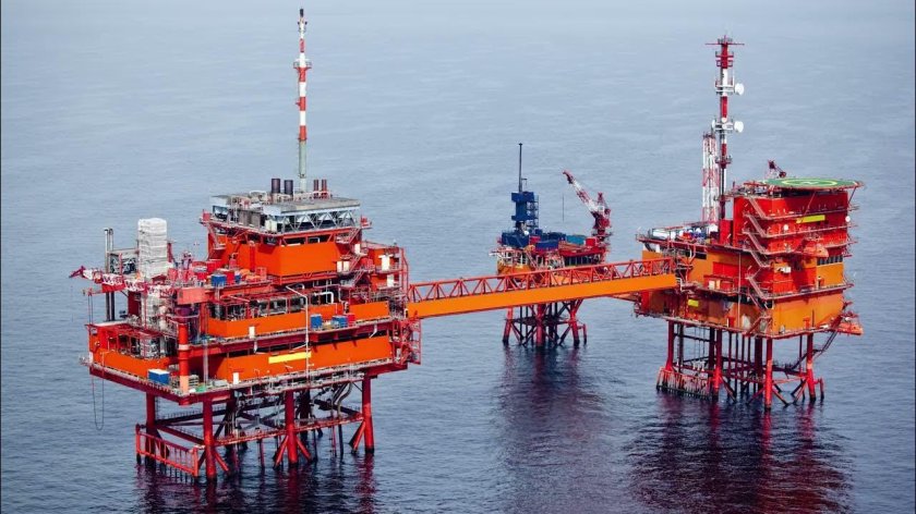 Нефтедобывающая морская платформа Хайберния