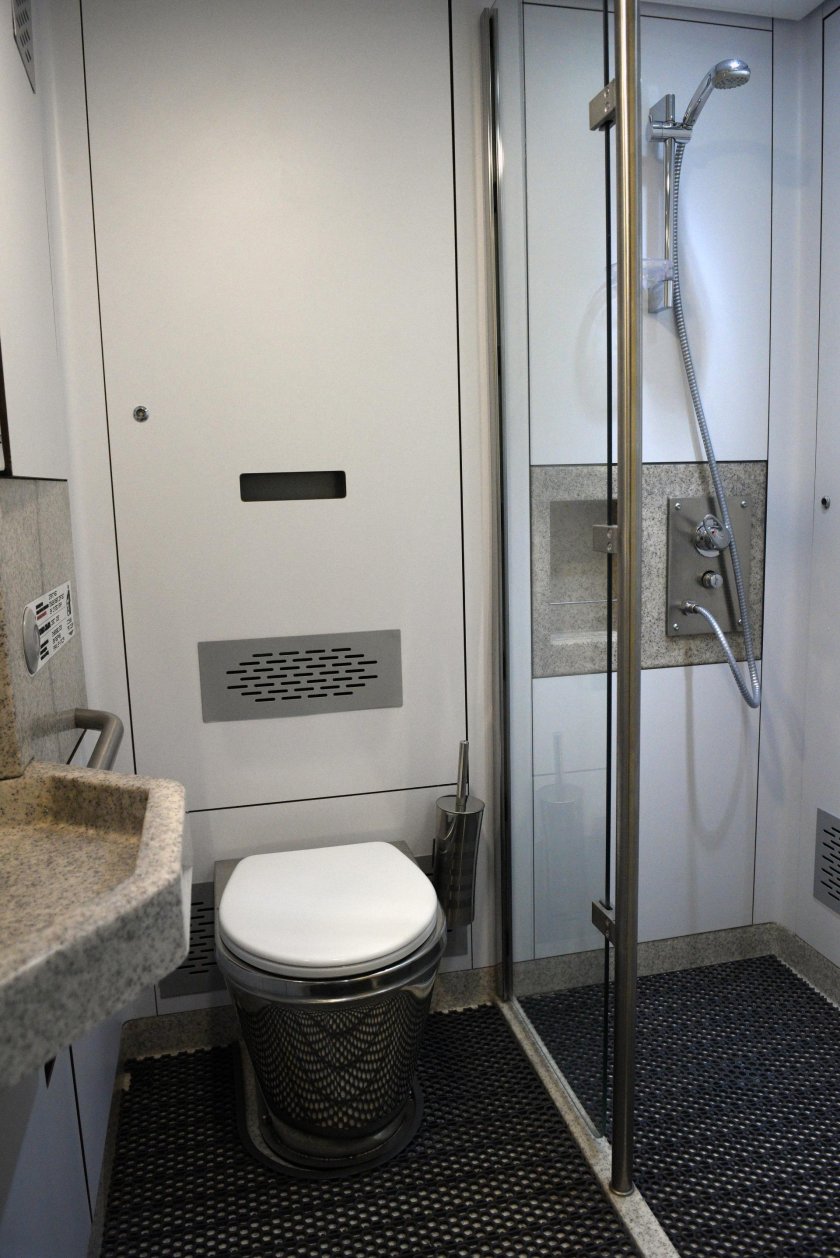 Вагон с душем РЖД