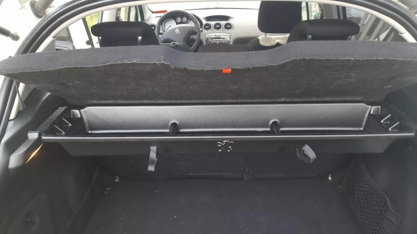 Полка багажника Пежо 308 хэтчбек