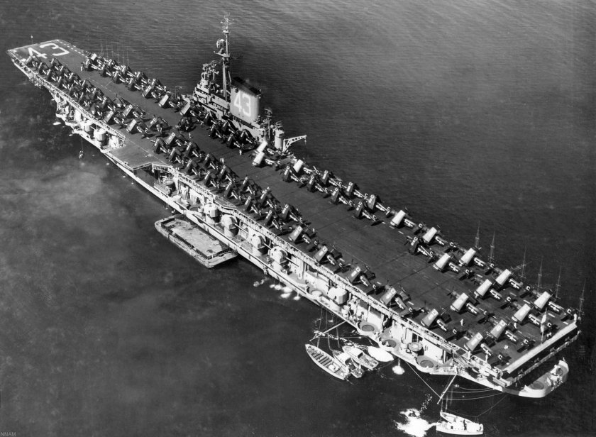 Самый первый авианосец в мире