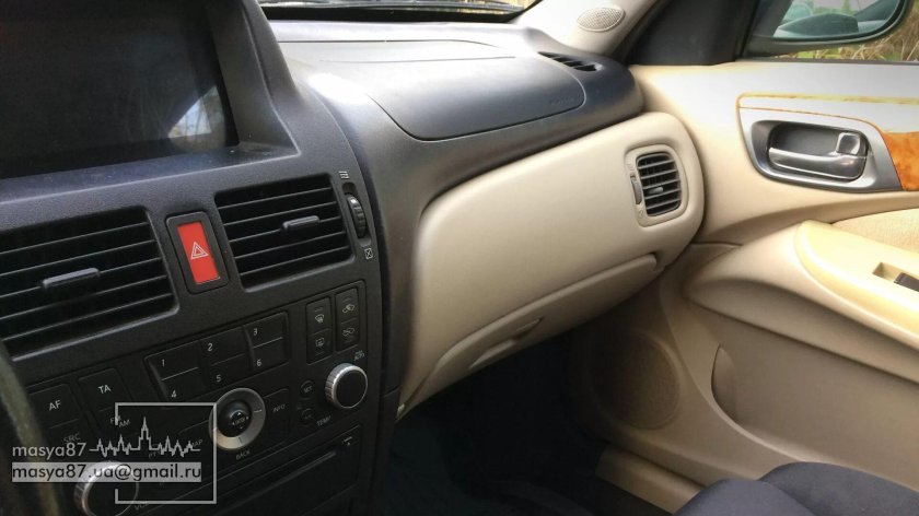 Покраска салона в бежевый