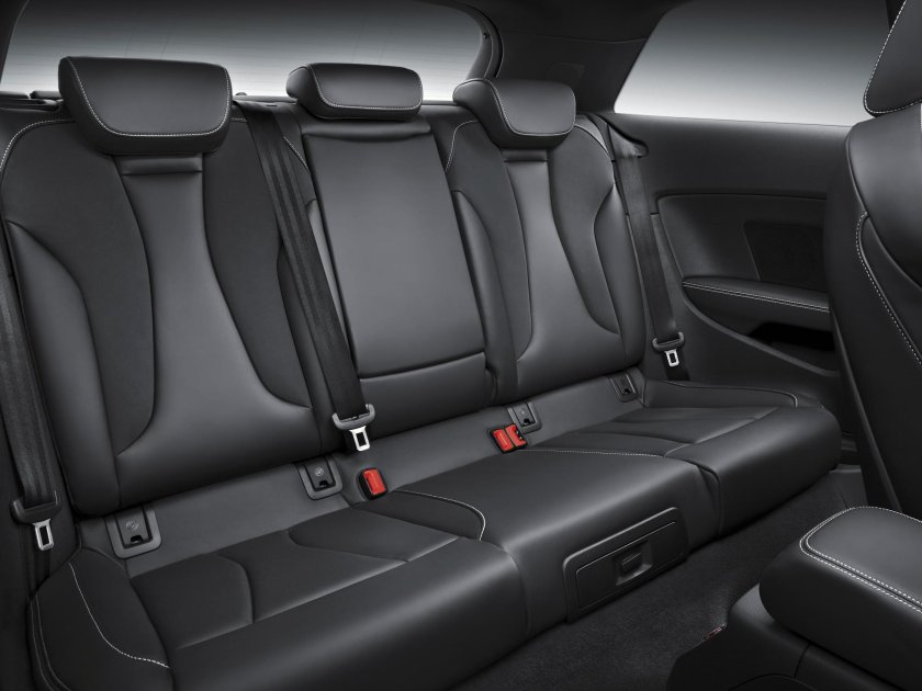 Ауди а3 салон сзади