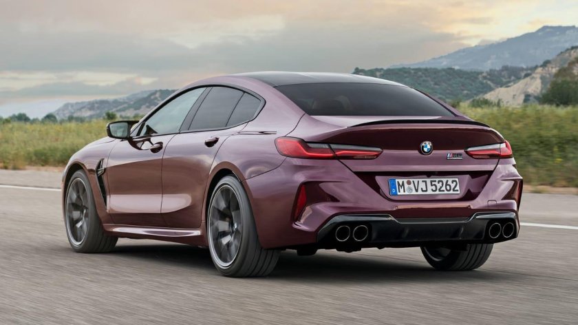 BMW m8 седан