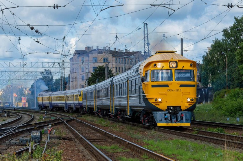 Дизель поезд др1 модель