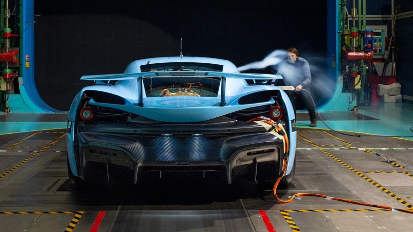 Аэродинамическая труба для автомобилей