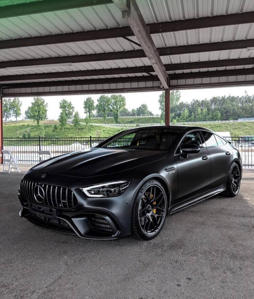 Mercedes Benz AMG gt 63 s