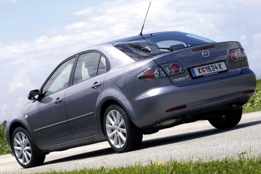 Mazda 6 2005 лифтбек