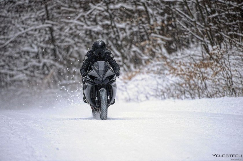 Мотоцикл зимой