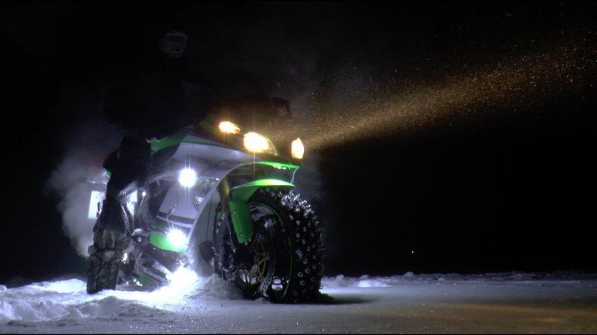 Мотоциклы зима ночь