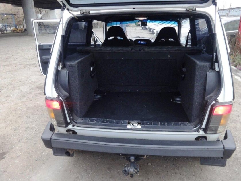 Лада Нива 2121 багажник