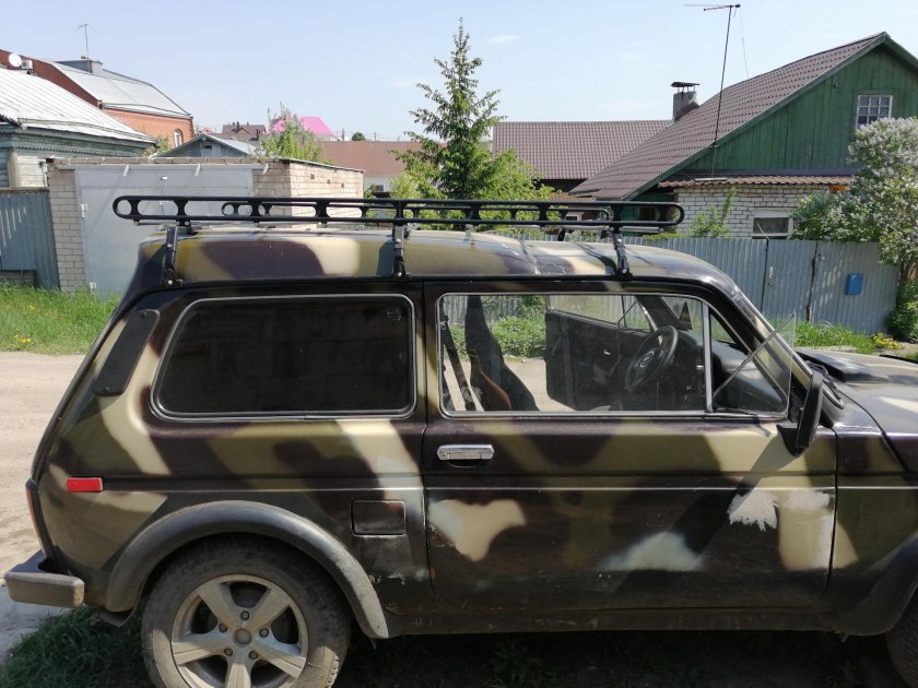 Нива 21218 крыша