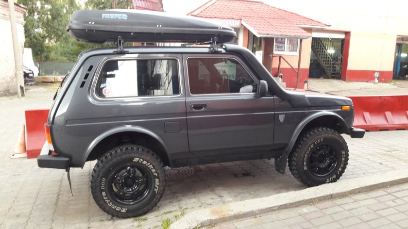 Нива 2121 Бронто