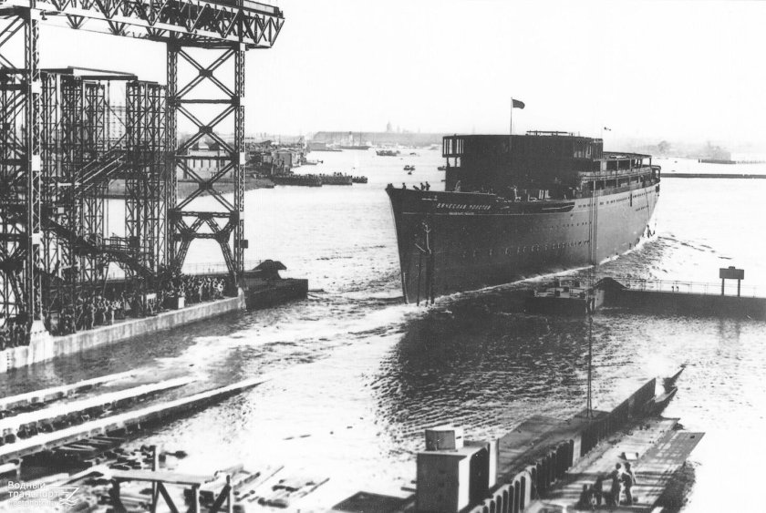 Пароход Вячеслав Молотов Иосиф Сталин (Голландия)