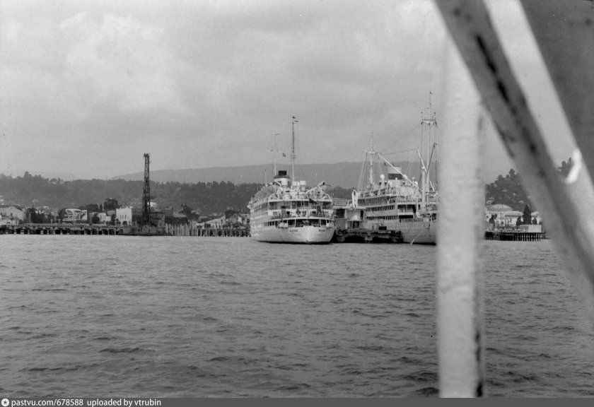 Турбоэлектроход Абхазия