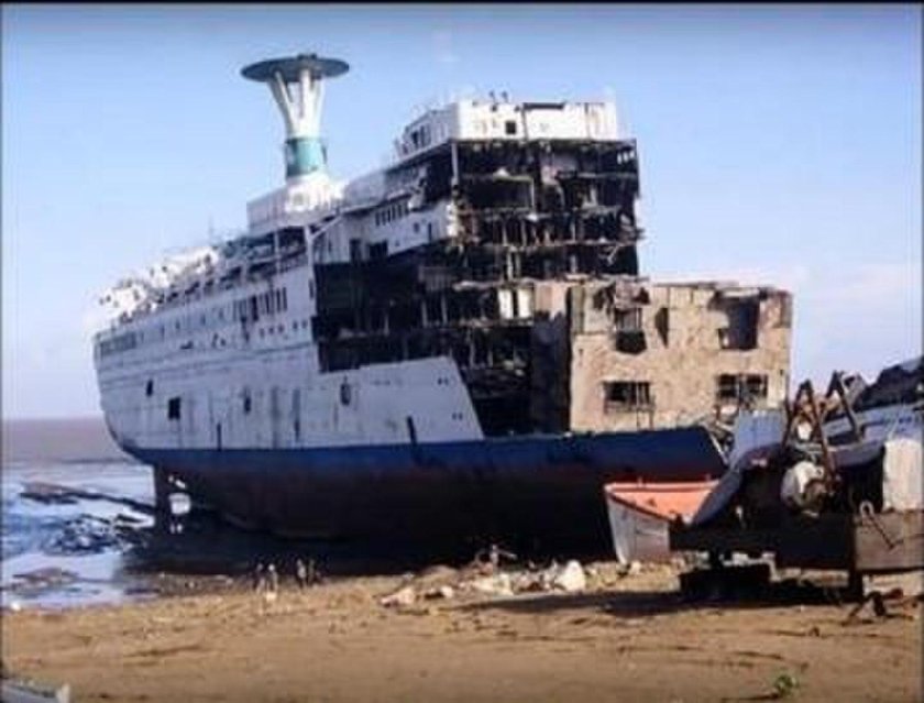 Турбоход Максим Горький