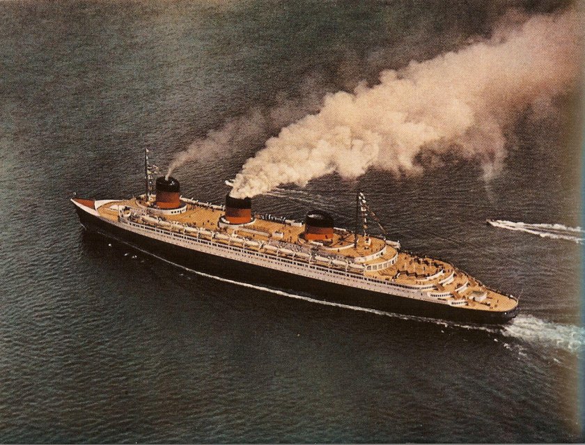 Французский Океанский лайнер Нормандия