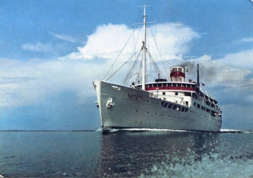 Теплоход Балтика