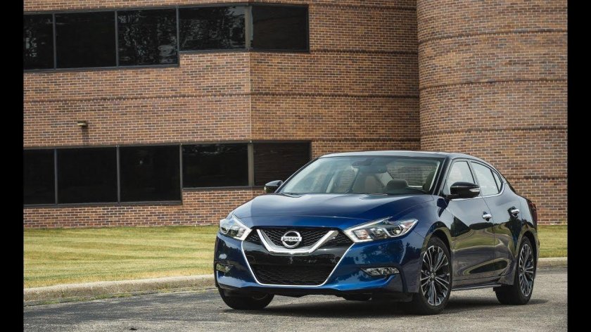 Ниссан Максима 2018