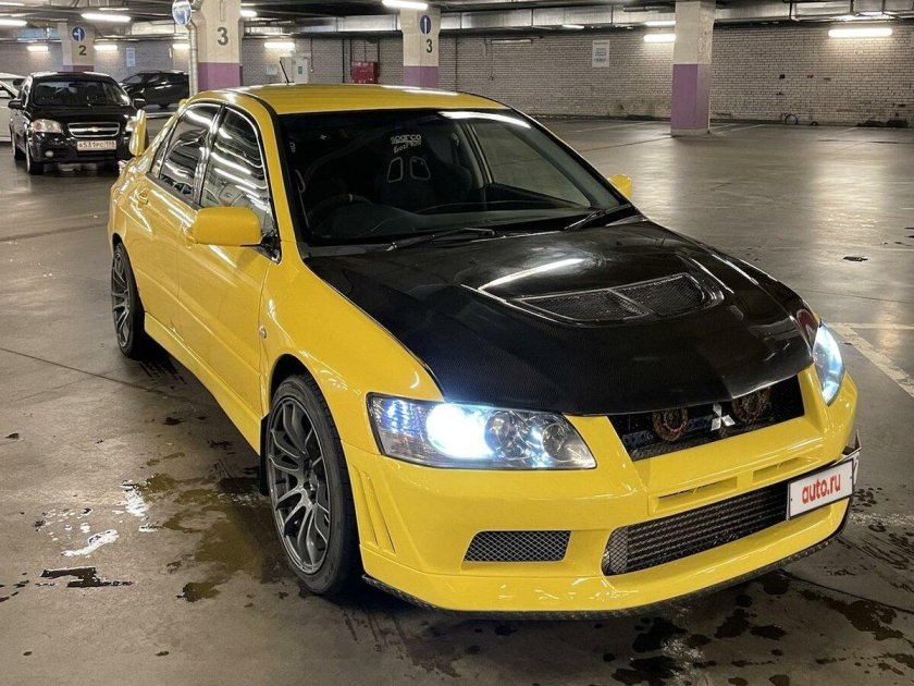 EVO 7 GSR Yellow