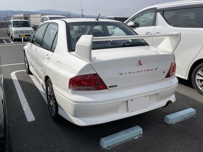 Mitsubishi Lancer Evolution 7 GSR