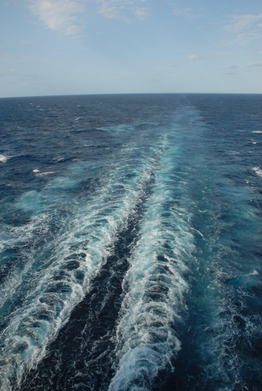 Вода в Атлантике