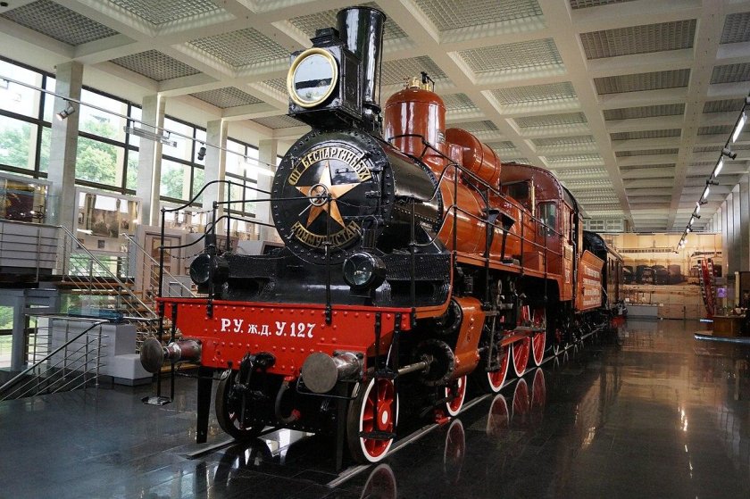 У127 паровоз