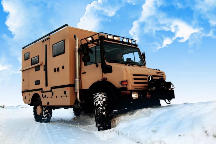 Unimog Mercedes-Benz