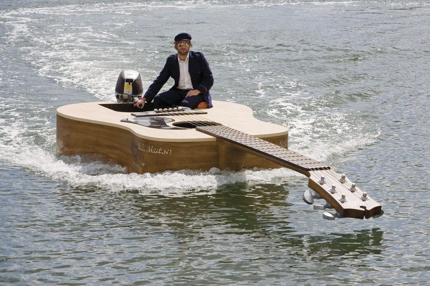 Прикольная лодка