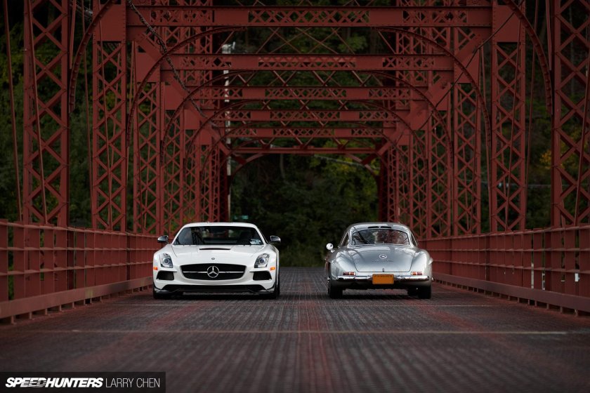 Mercedes-Benz SLR MCLAREN Red