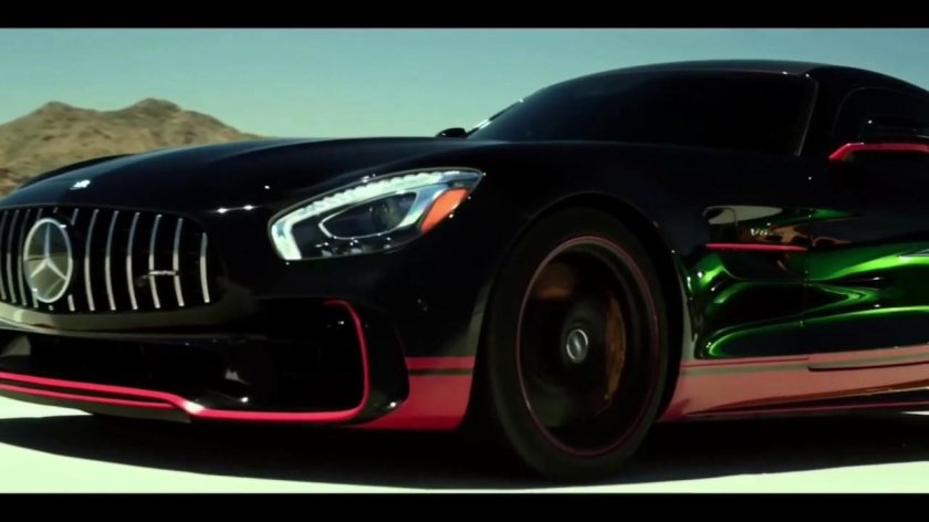 Mercedes AMG GTR трансформеры